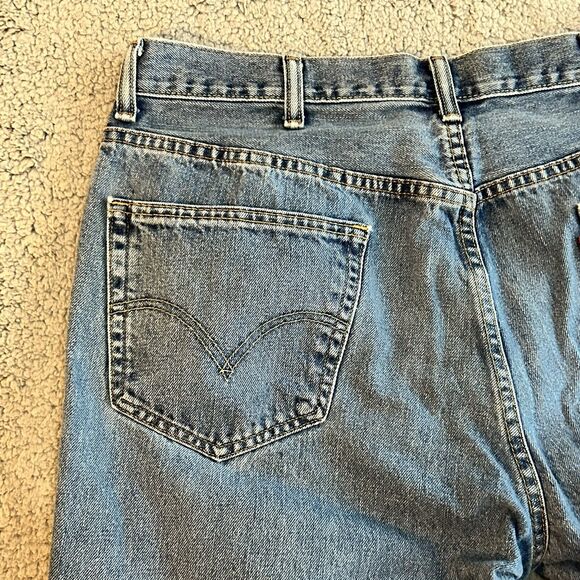Levis Mens 550 Relaxed Fit Jeans Size 38x30 Measures 36 X 281/2 Workwear Dadcore - Picture 15 of 16